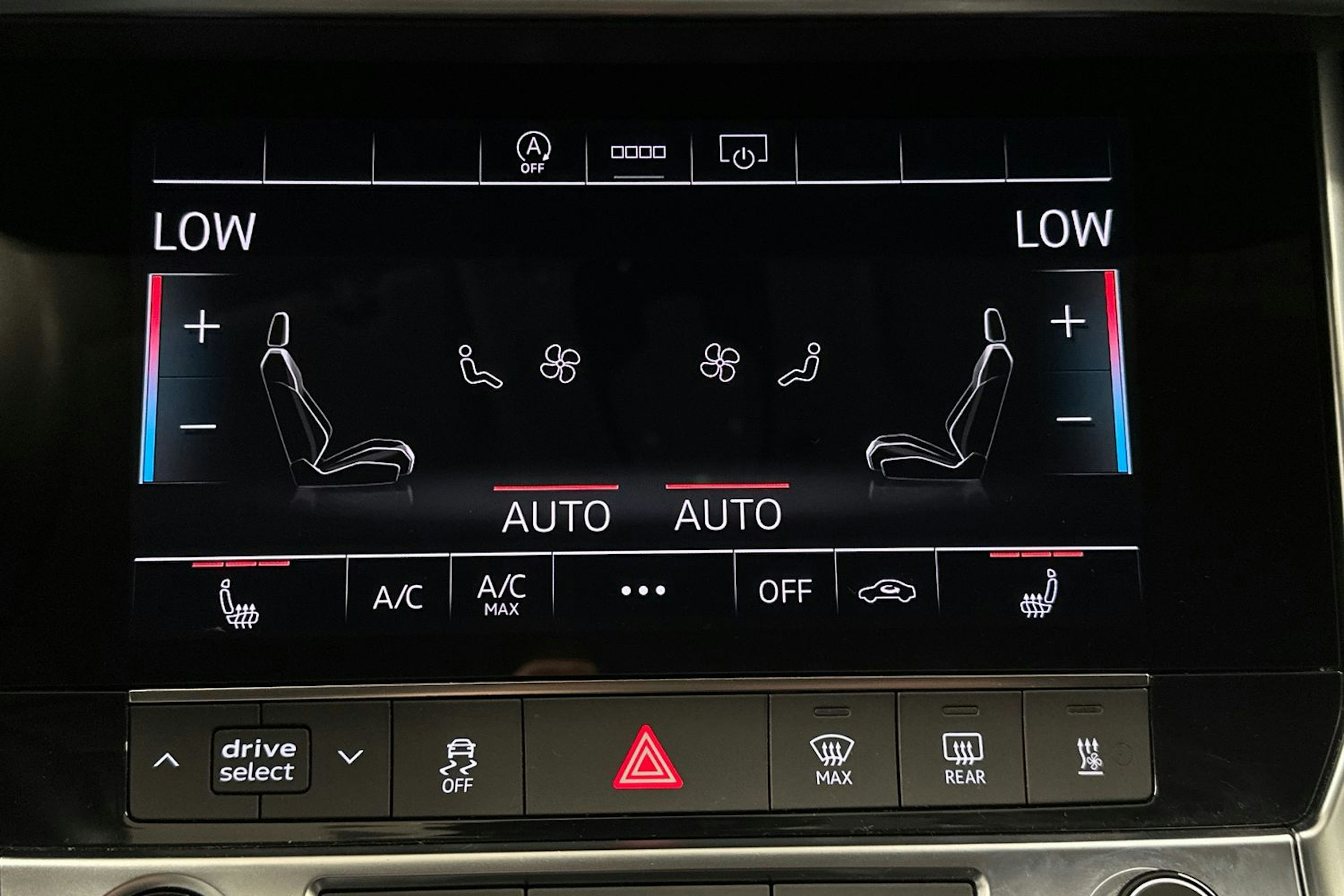 valkoinen Audi A6 2022 kuva 23.