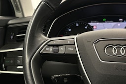valkoinen Audi A6 2022 kuva 19.