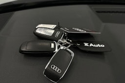valkoinen Audi A6 2022 kuva 33.