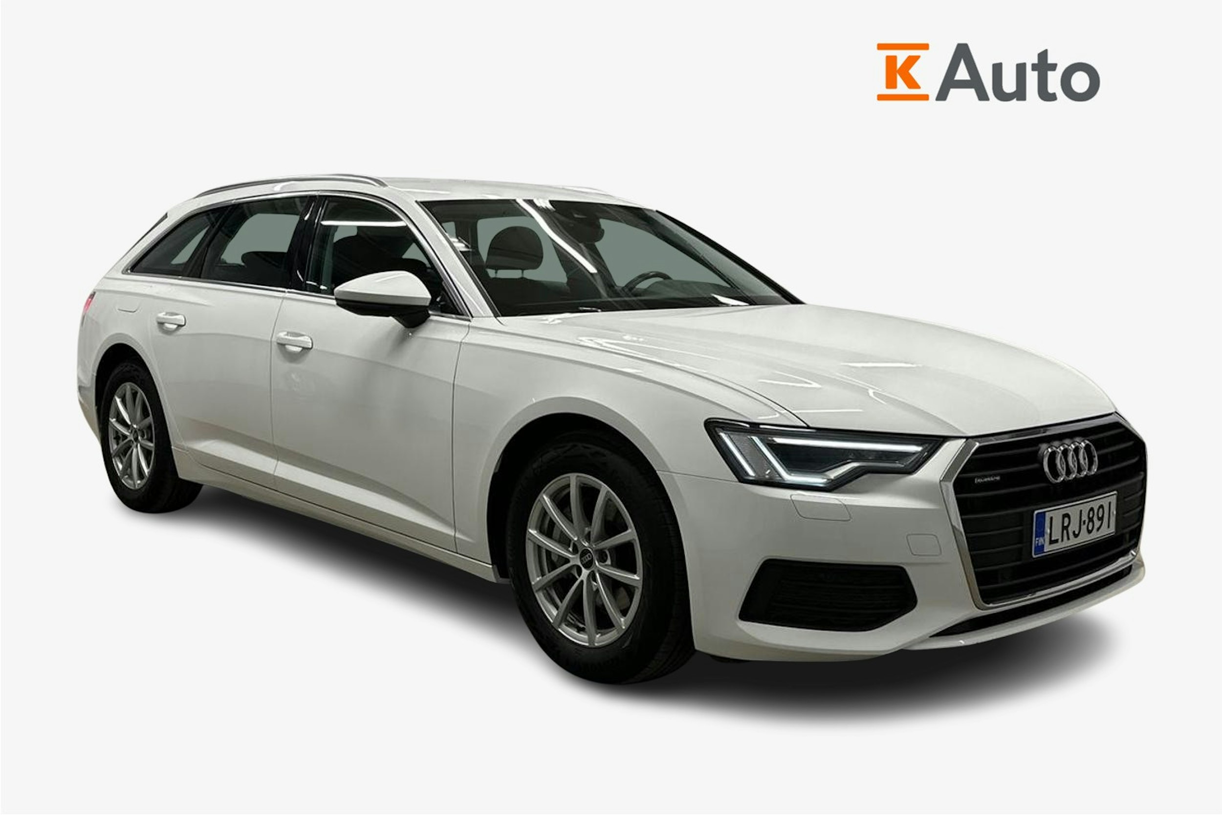 valkoinen Audi A6 2022 kuva 1.
