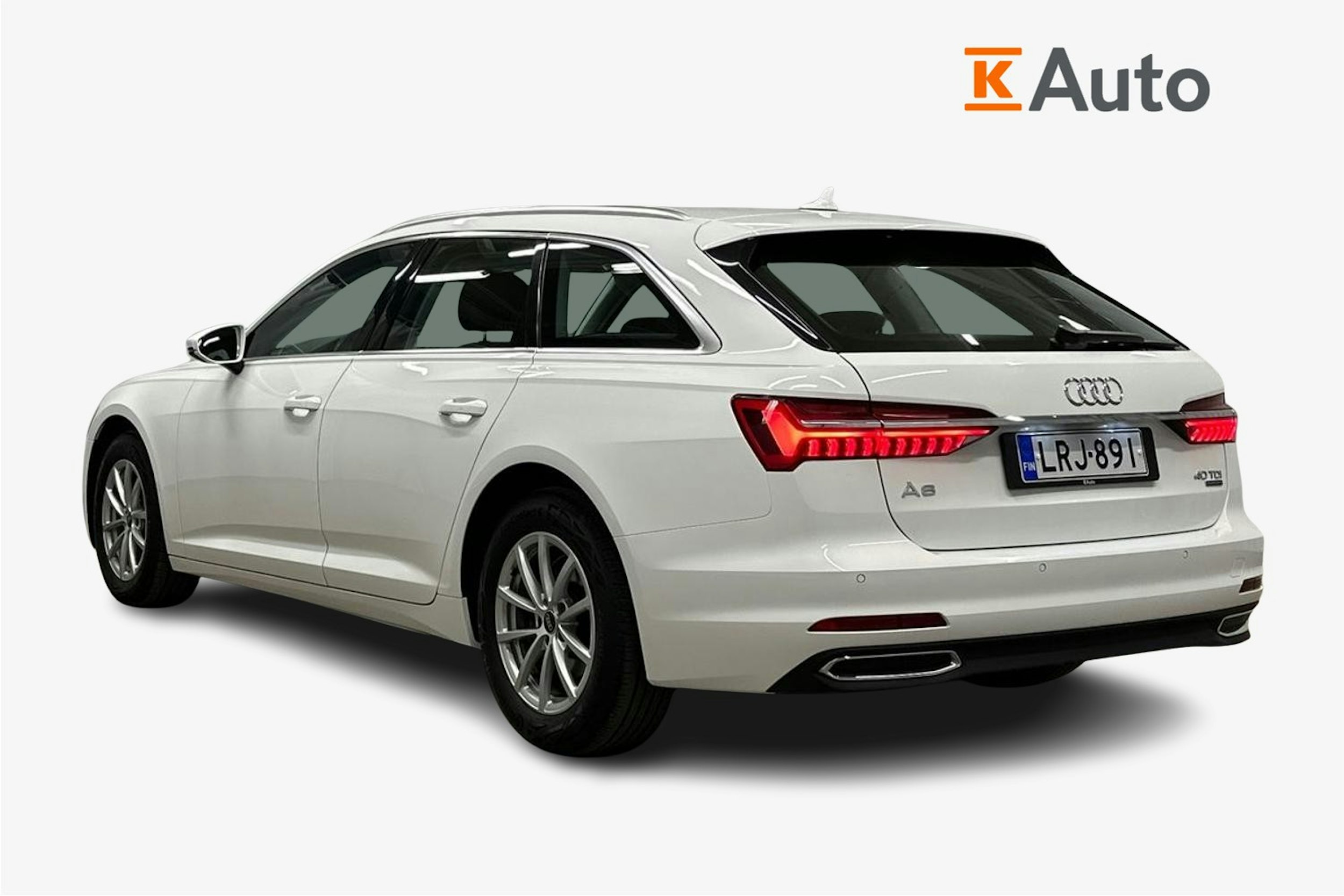 valkoinen Audi A6 2022 kuva 2.