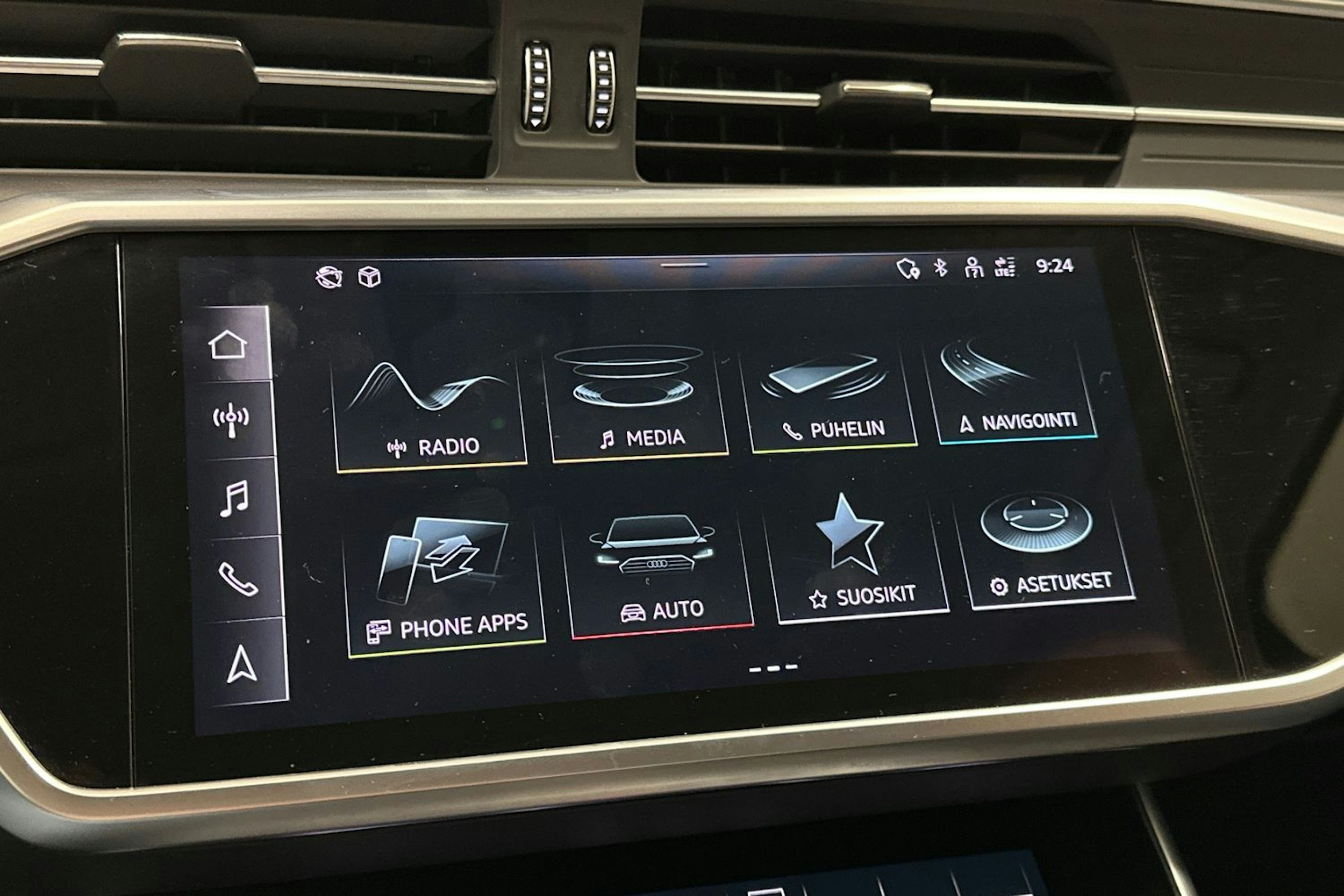 valkoinen Audi A6 2022 kuva 20.