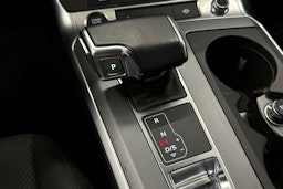 valkoinen Audi A6 2022 kuva 29.