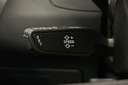 valkoinen Audi A6 2022 kuva 21.