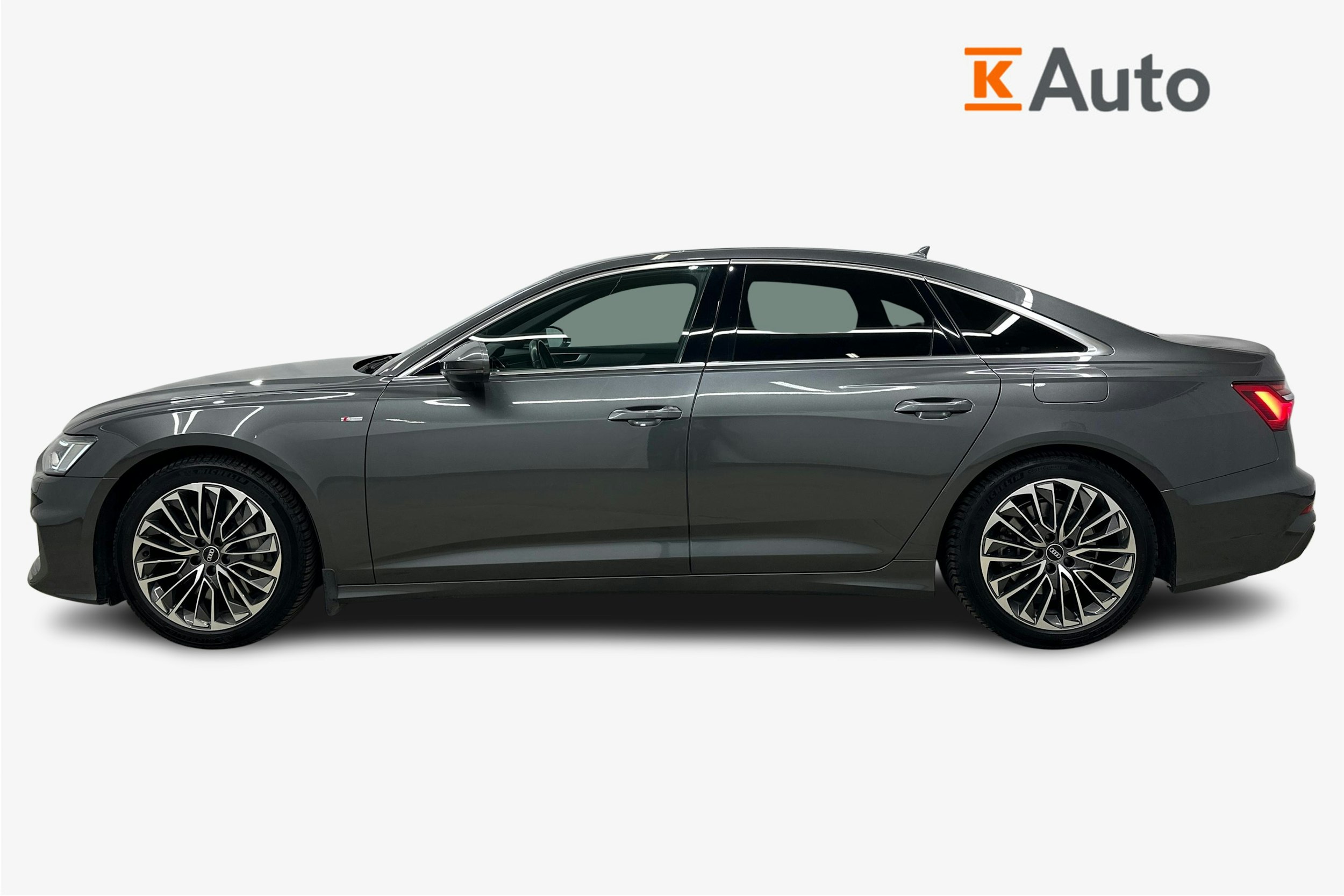 harmaa Audi A6 2022 kuva 6.