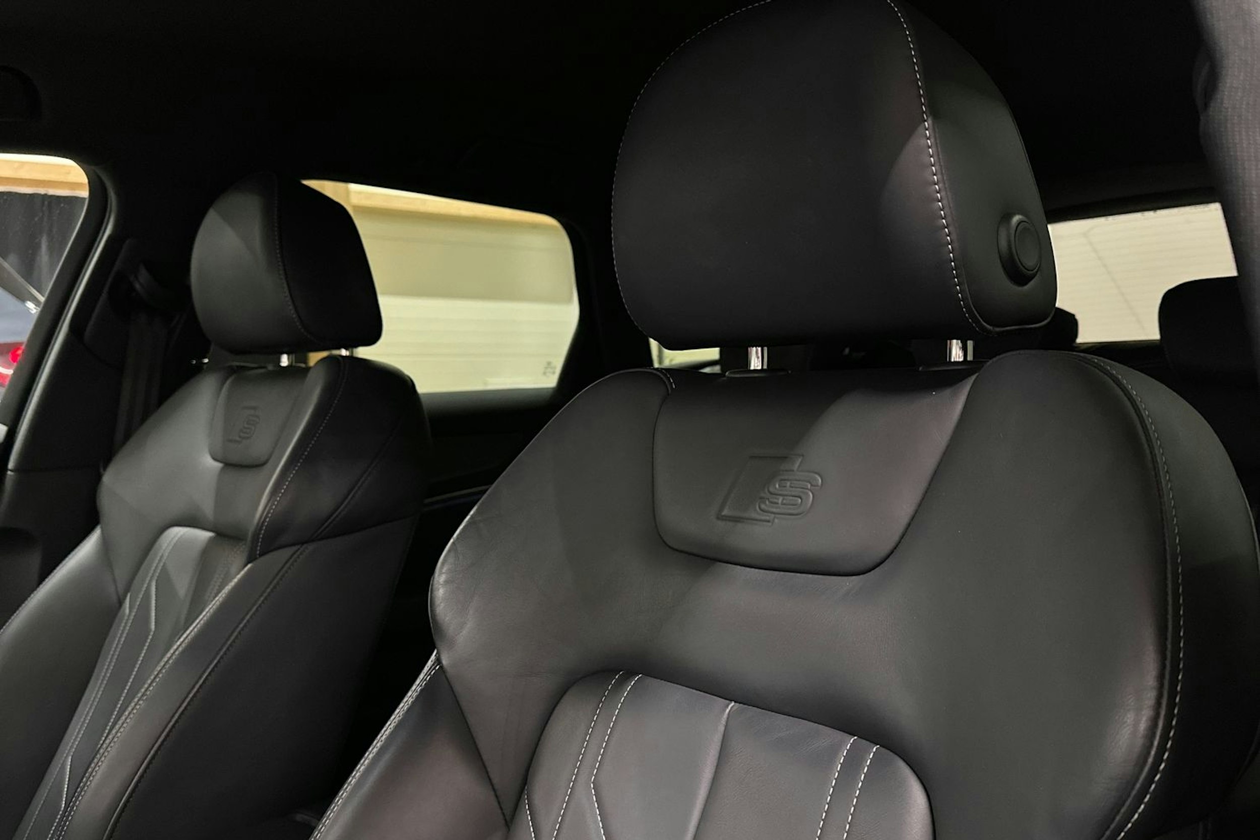 harmaa Audi A6 2023 kuva 17.