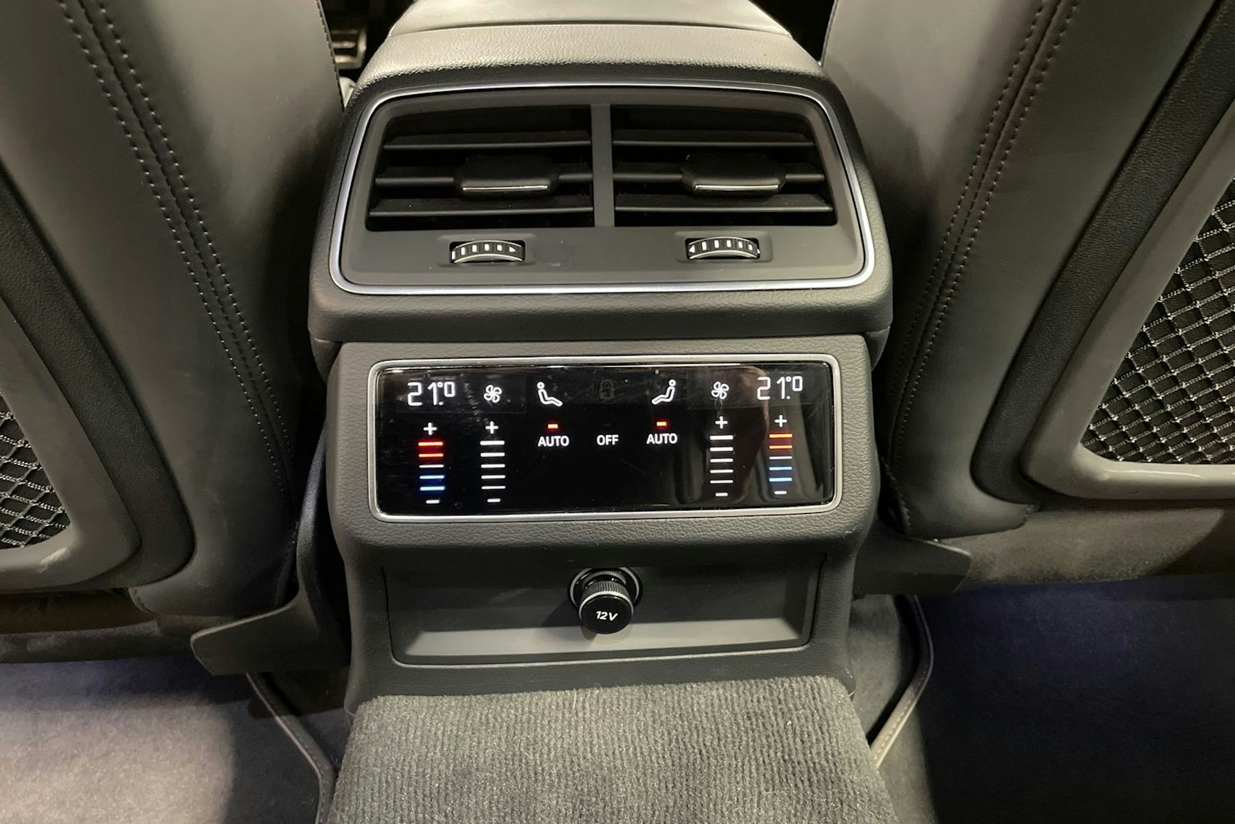 harmaa Audi A6 2022 kuva 22.