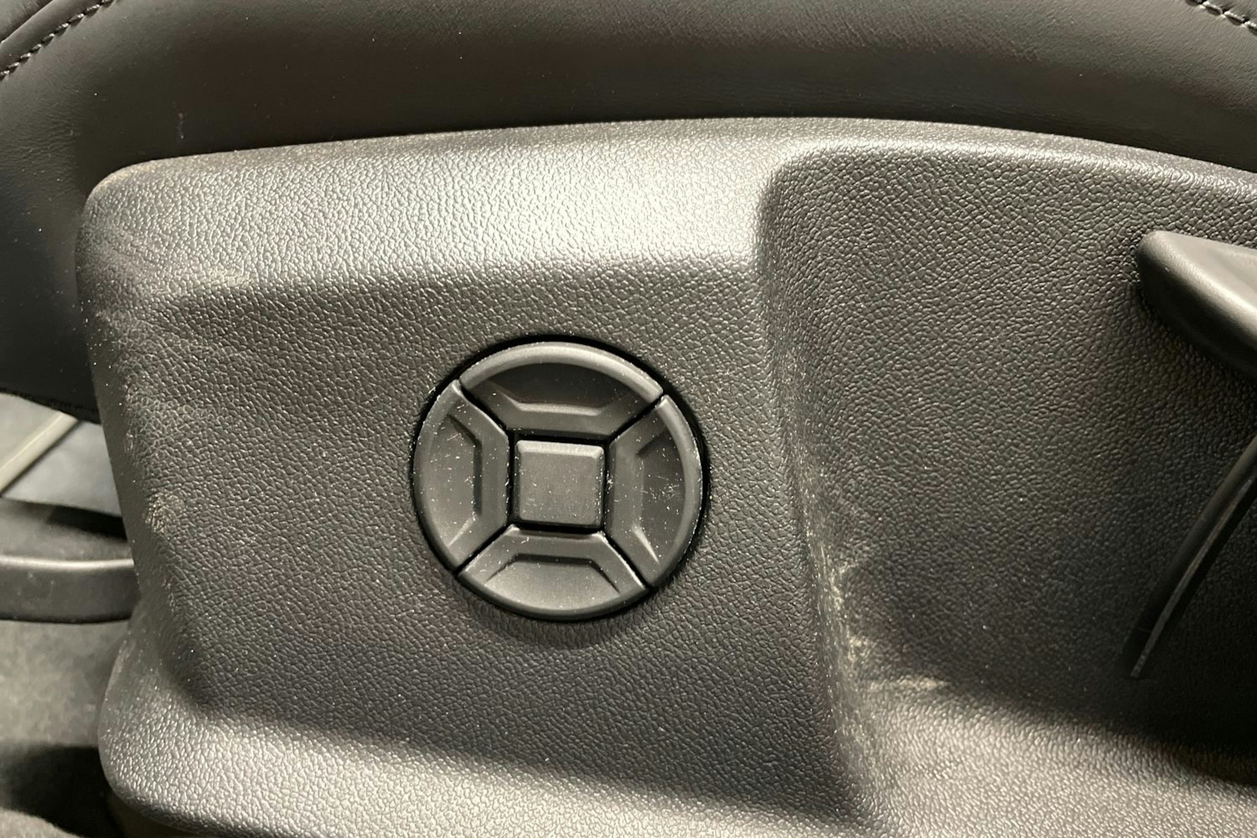 harmaa Audi A6 2022 kuva 30.