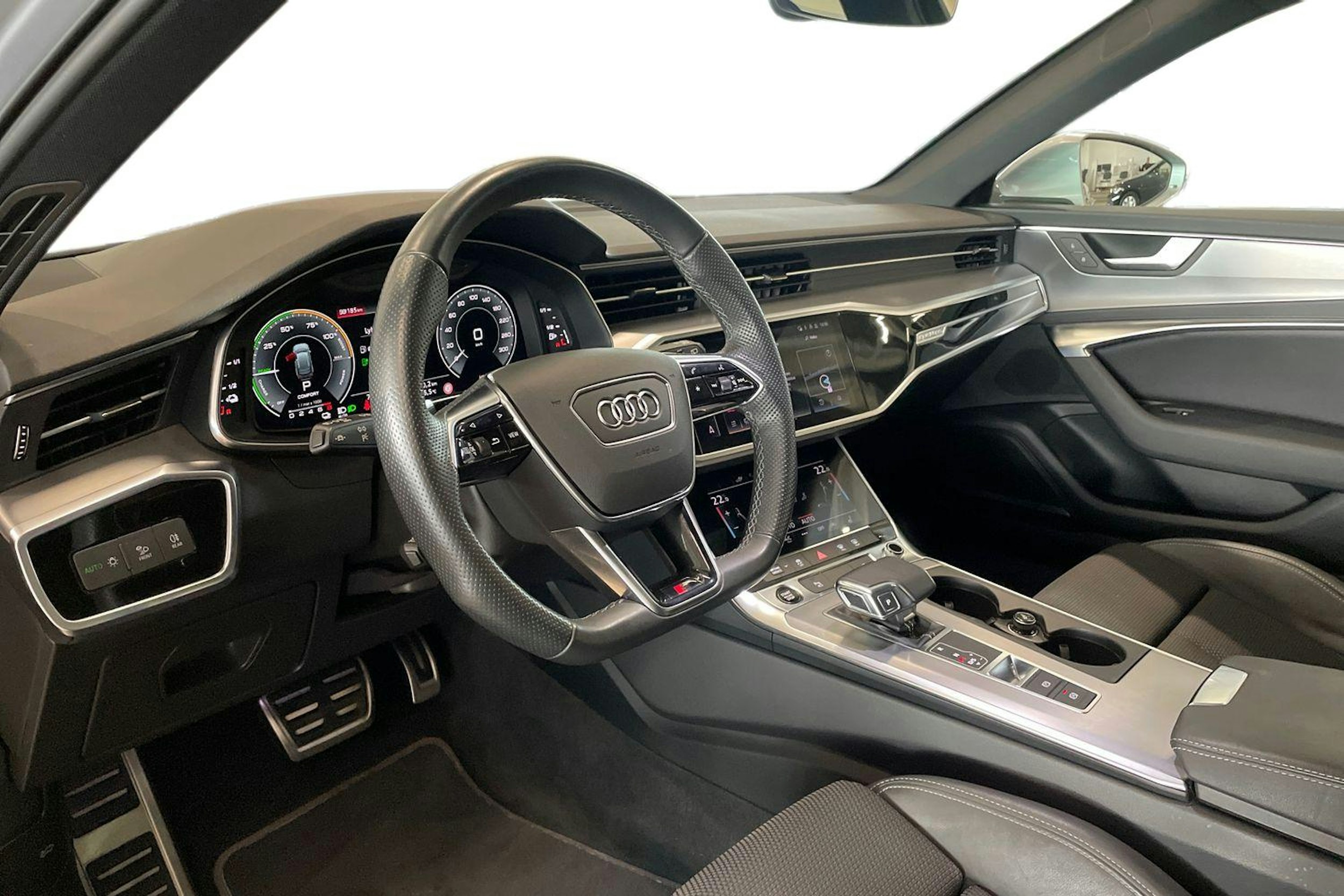 met. harmaa Audi A6 2022 kuva 7.