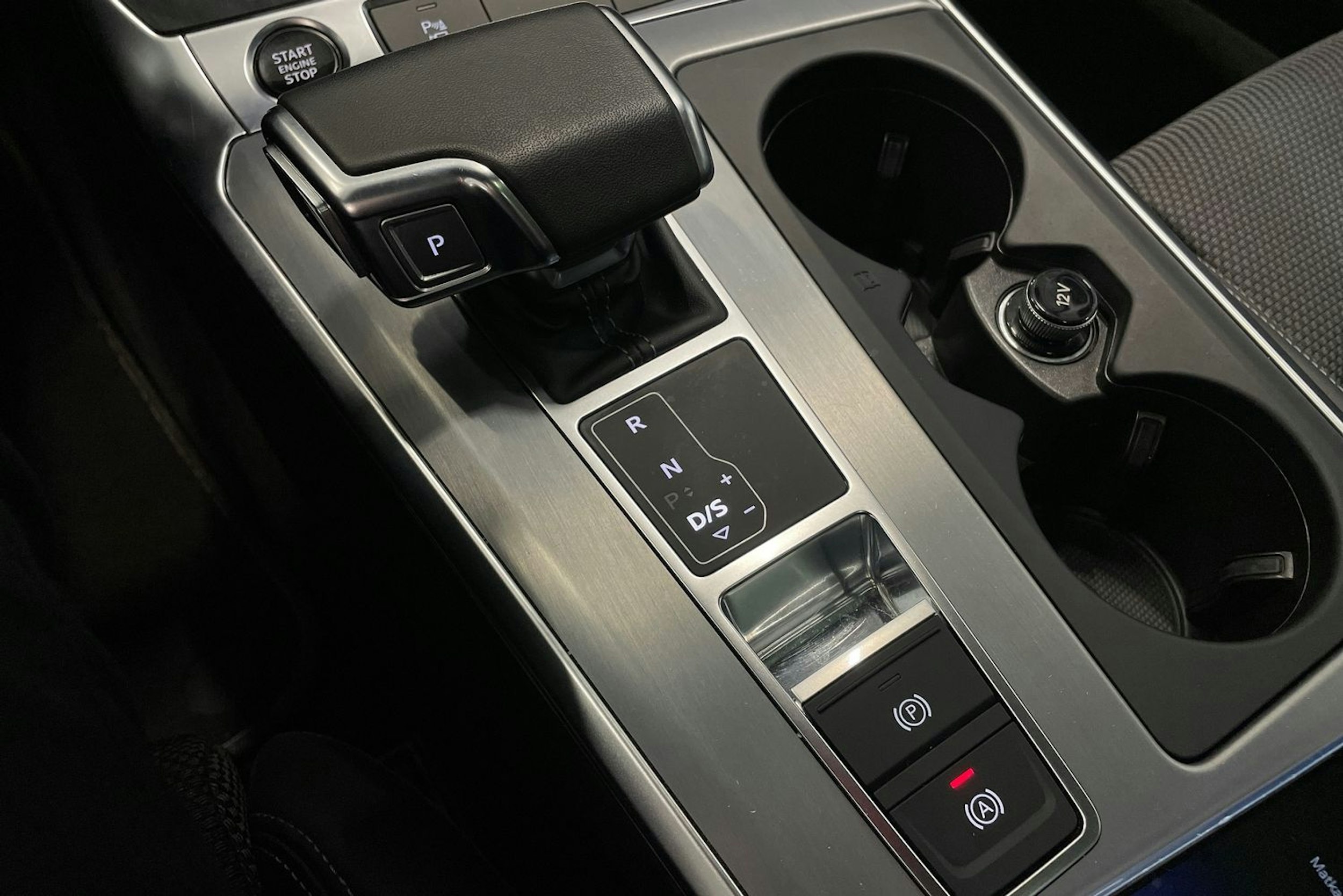 met. harmaa Audi A6 2022 kuva 34.