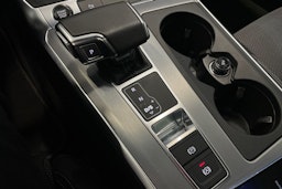 met. harmaa Audi A6 2022 kuva 34.