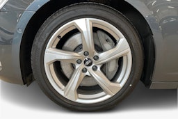 met. harmaa Audi A6 2022 kuva 11.