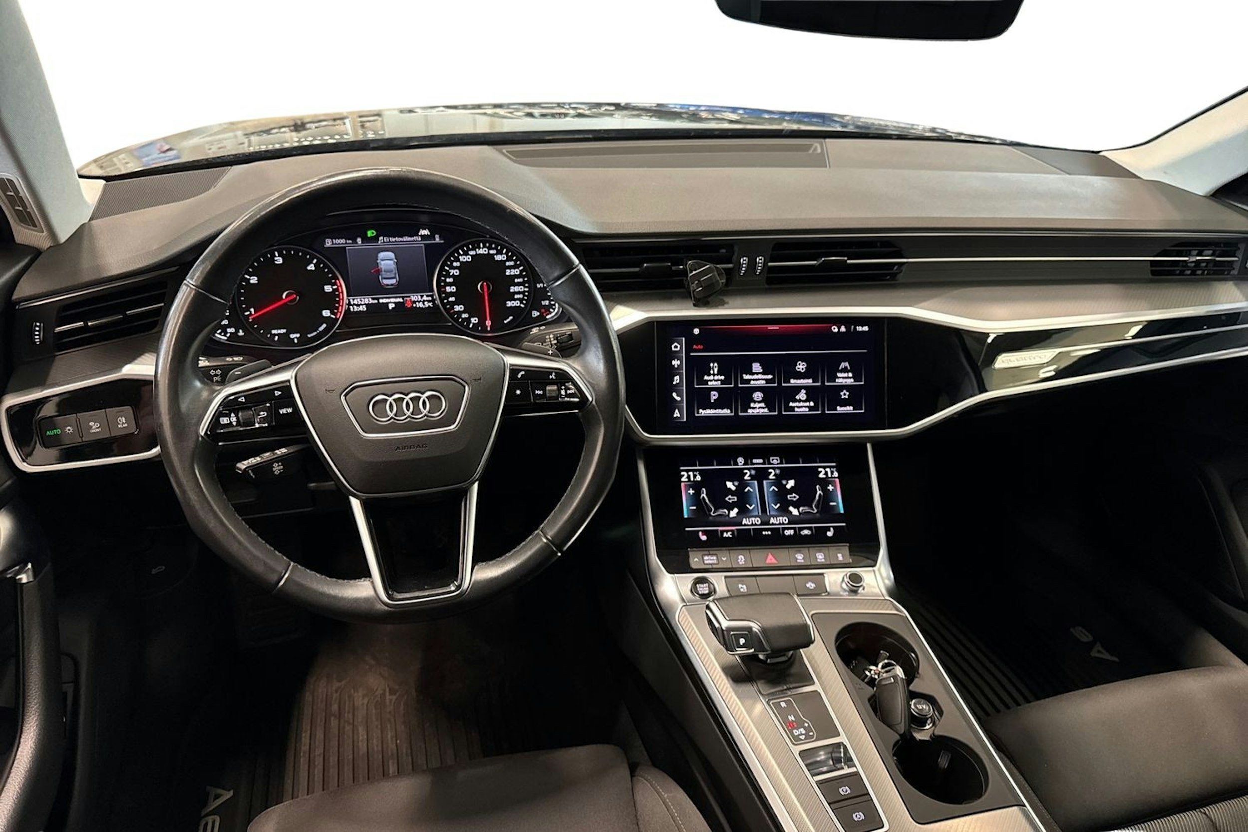 musta Audi A6 2022 kuva 7.