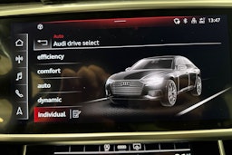 musta Audi A6 2022 kuva 13.