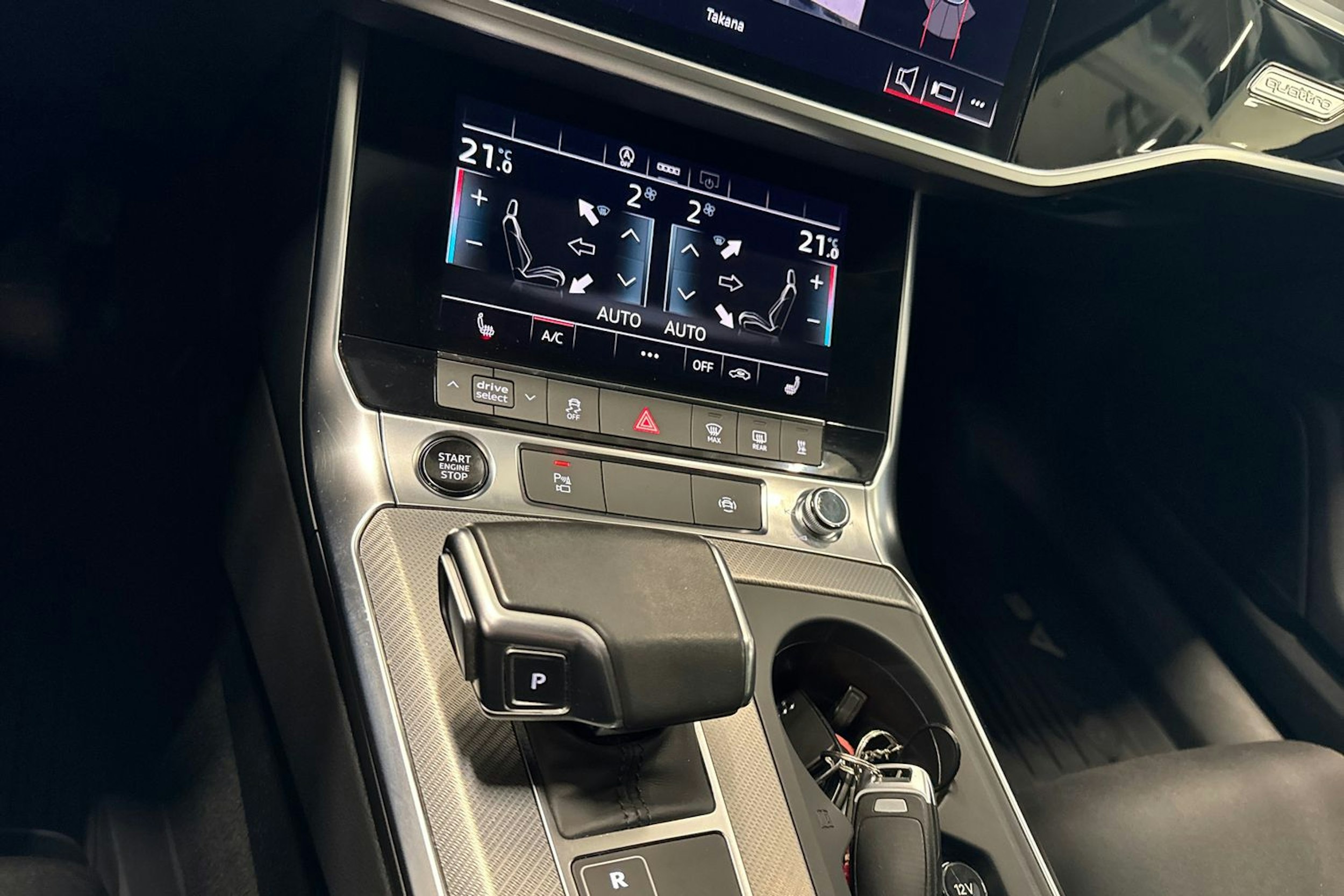 musta Audi A6 2022 kuva 15.