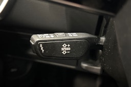 musta Audi A6 2022 kuva 16.
