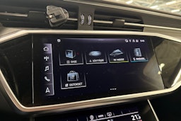 musta Audi A6 2022 kuva 24.