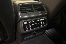musta Audi A6 2022 kuva 26.