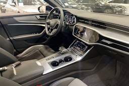 sininen Audi A6 2022 kuva 12.