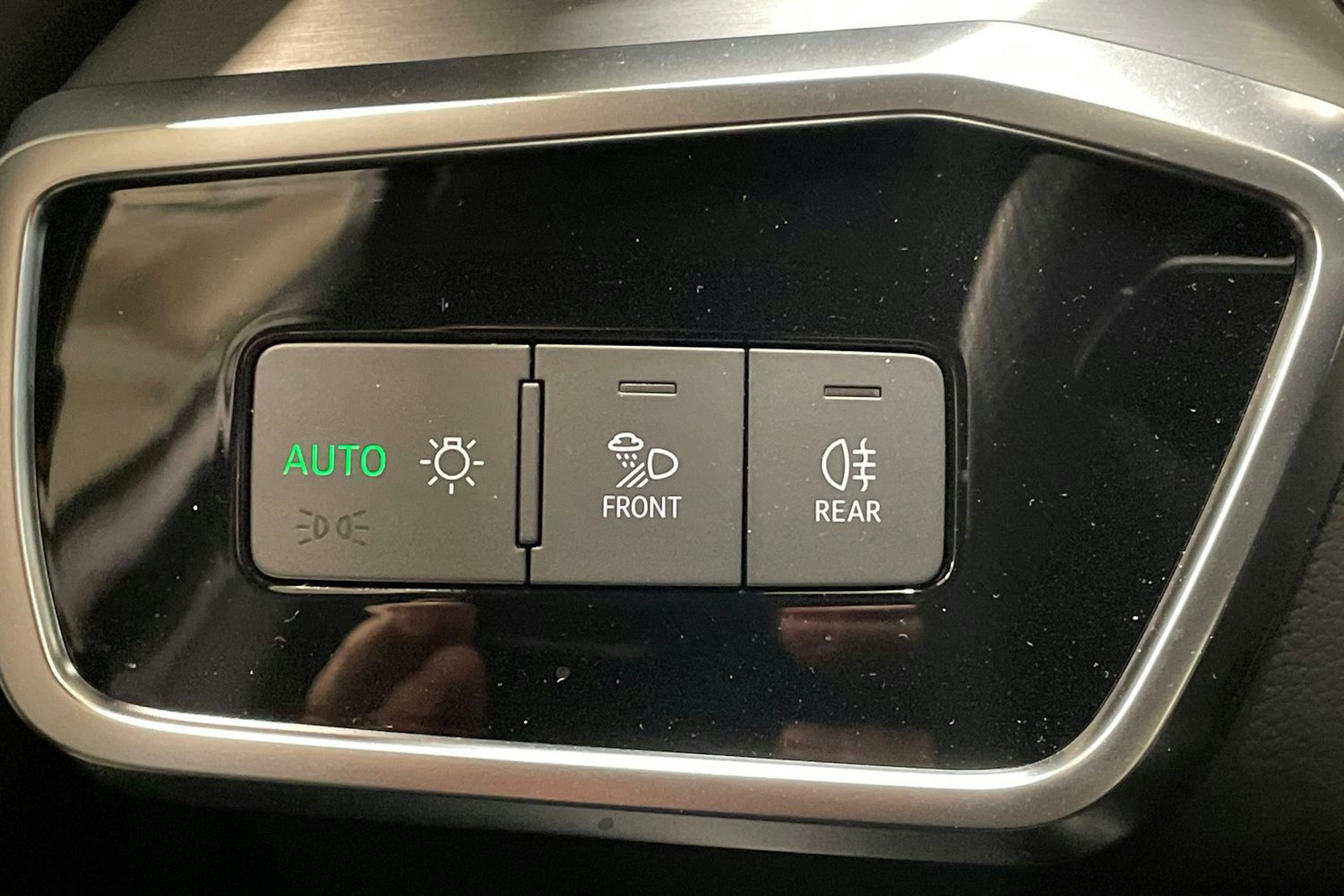 sininen Audi A6 2022 kuva 19.