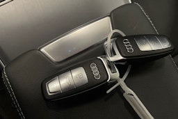 sininen Audi A6 2022 kuva 34.