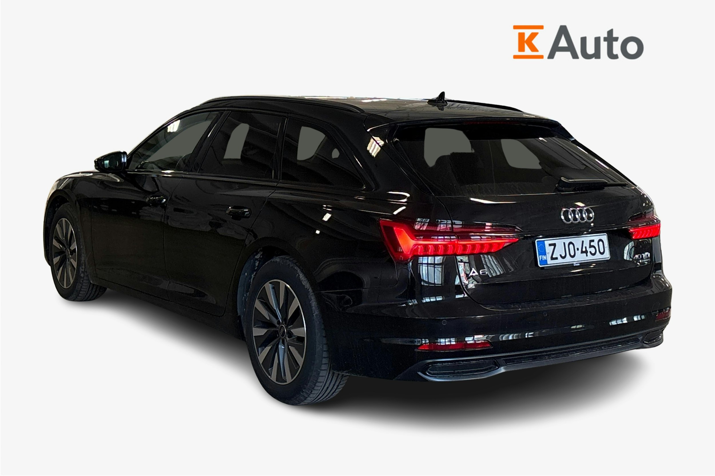 musta Audi A6 2022 kuva 2.