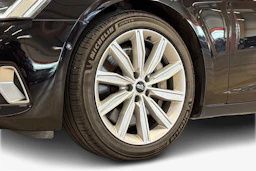 musta Audi A6 2022 kuva 9.