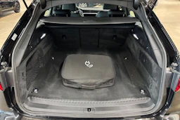 musta Audi A6 2022 kuva 31.