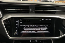 musta Audi A6 2022 kuva 15.