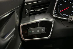 musta Audi A6 2022 kuva 28.