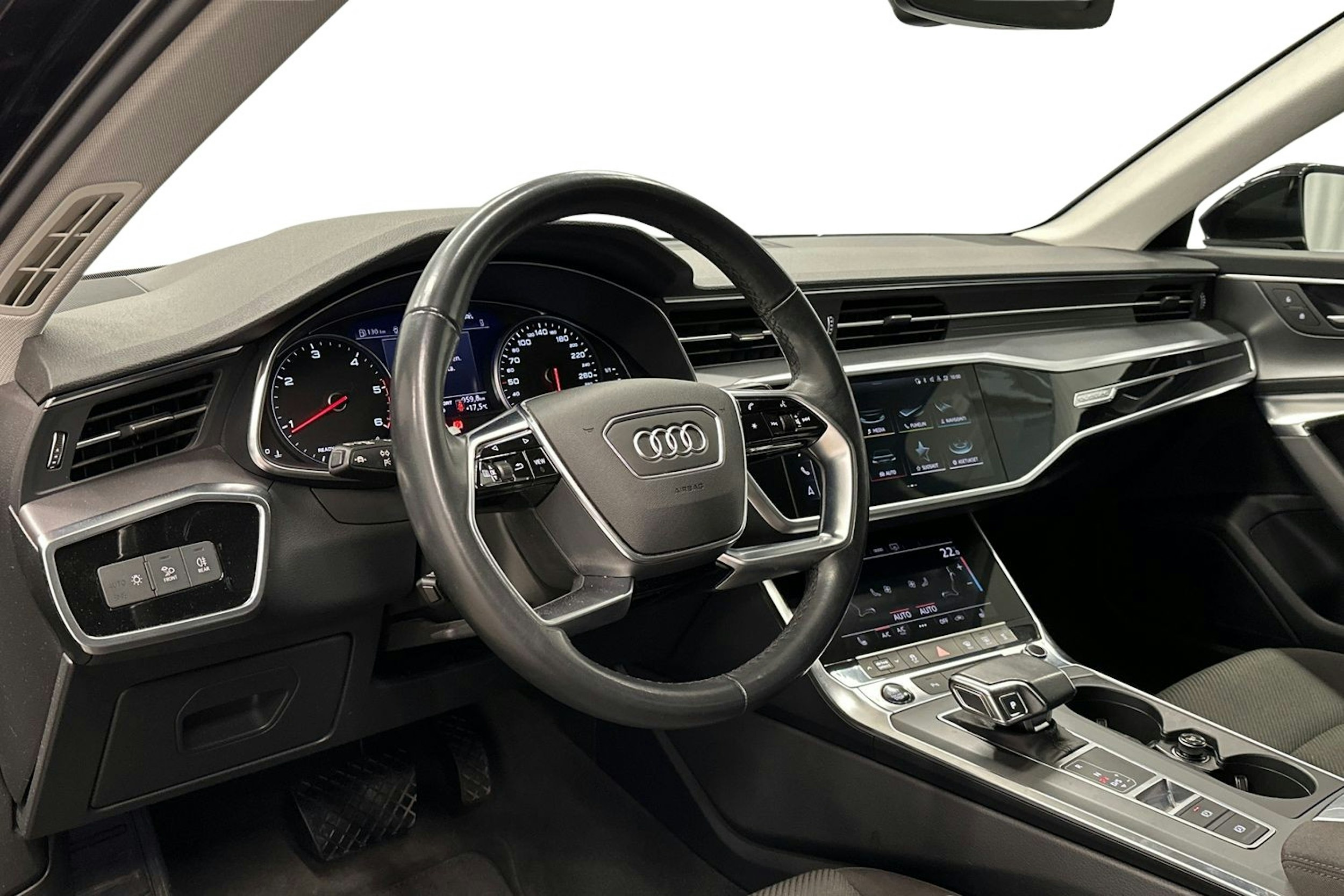 musta Audi A6 2022 kuva 7.