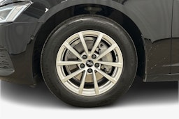 musta Audi A6 2022 kuva 11.