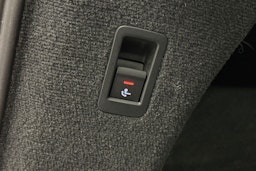 musta Audi A6 2022 kuva 17.
