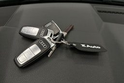 musta Audi A6 2022 kuva 34.