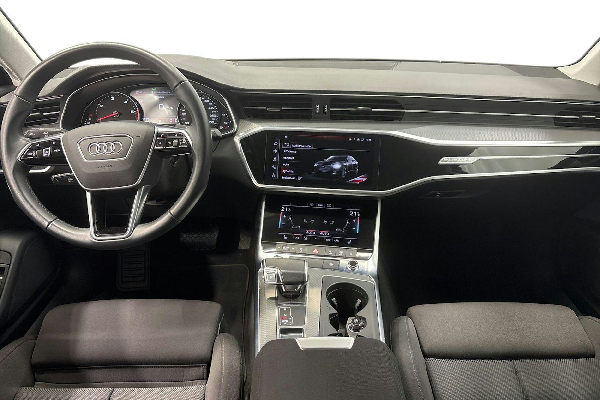 musta Audi A6 2022 kuva 9.