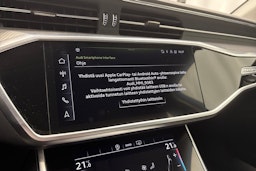 musta Audi A6 2022 kuva 22.