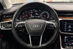 Musta Audi A6 2022 kuva 11.