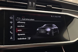 Musta Audi A6 2022 kuva 27.