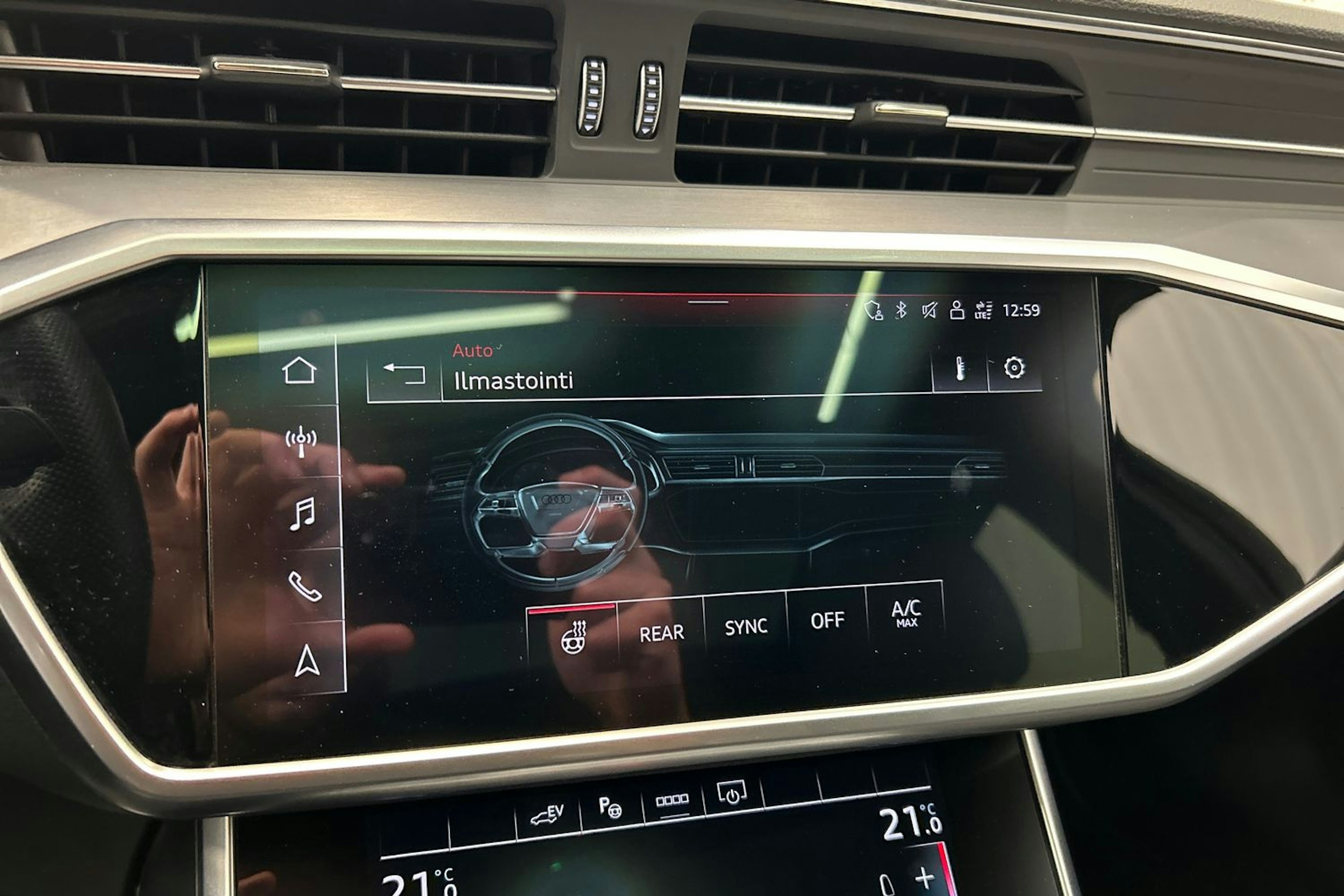 musta Audi A6 2022 kuva 25.