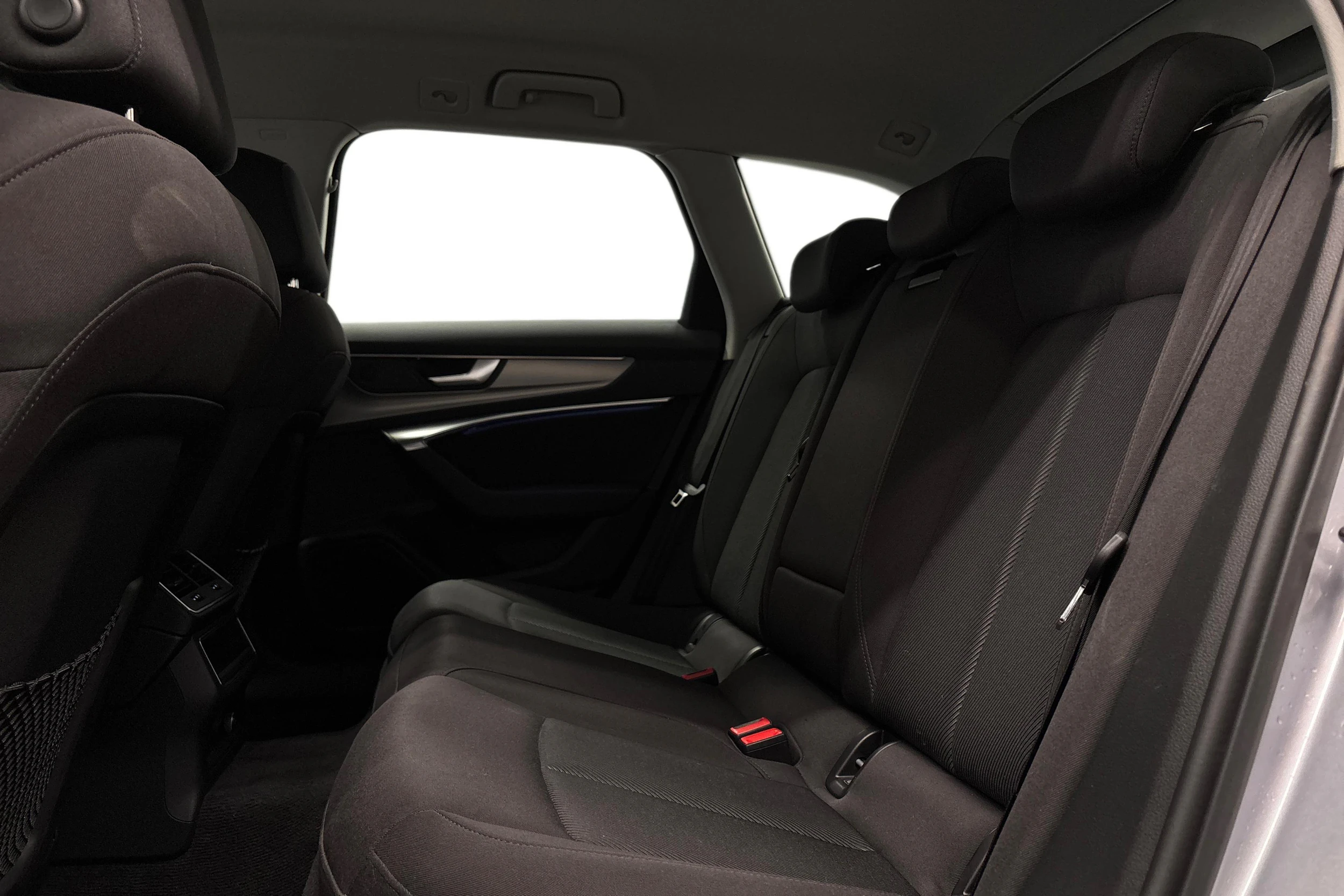 hopea Audi A6 2023 kuva 8.