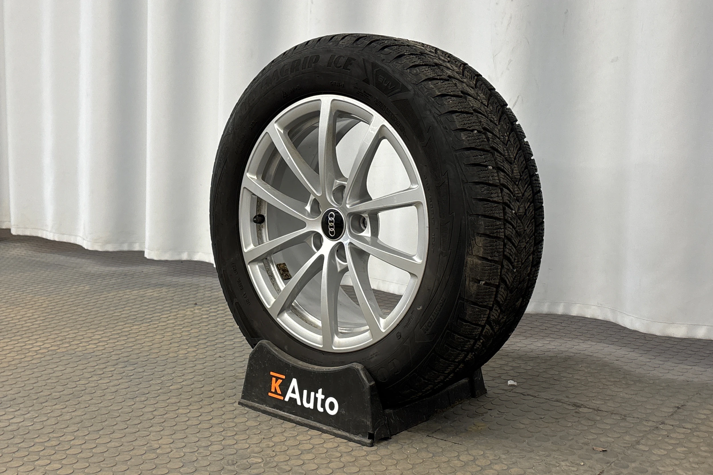 hopea Audi A6 2023 kuva 10.