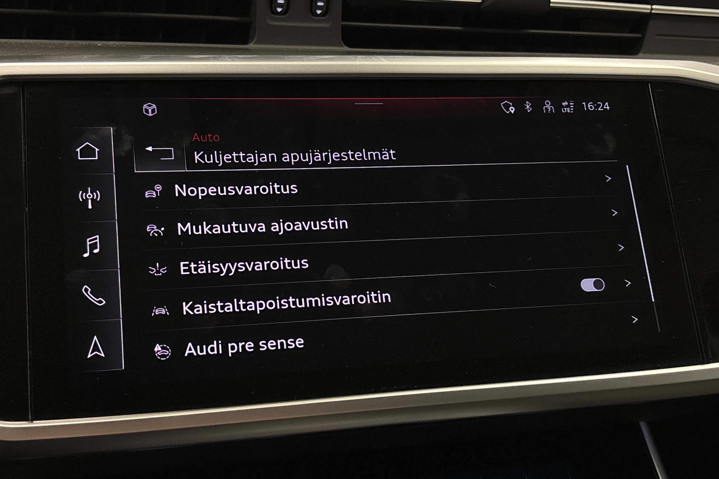 hopea Audi A6 2023 kuva 23.