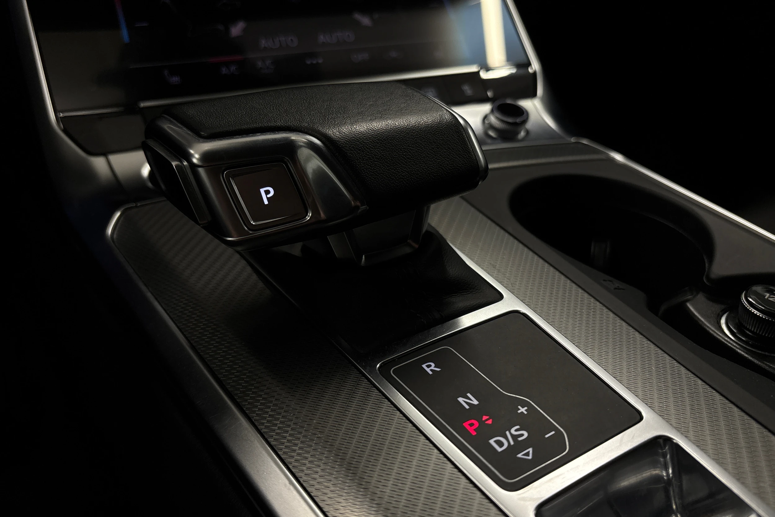 hopea Audi A6 2023 kuva 26.