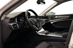 valkoinen Audi A6 2023 kuva 6.