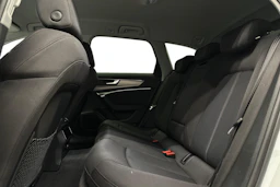 valkoinen Audi A6 2023 kuva 8.