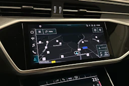 valkoinen Audi A6 2023 kuva 13.