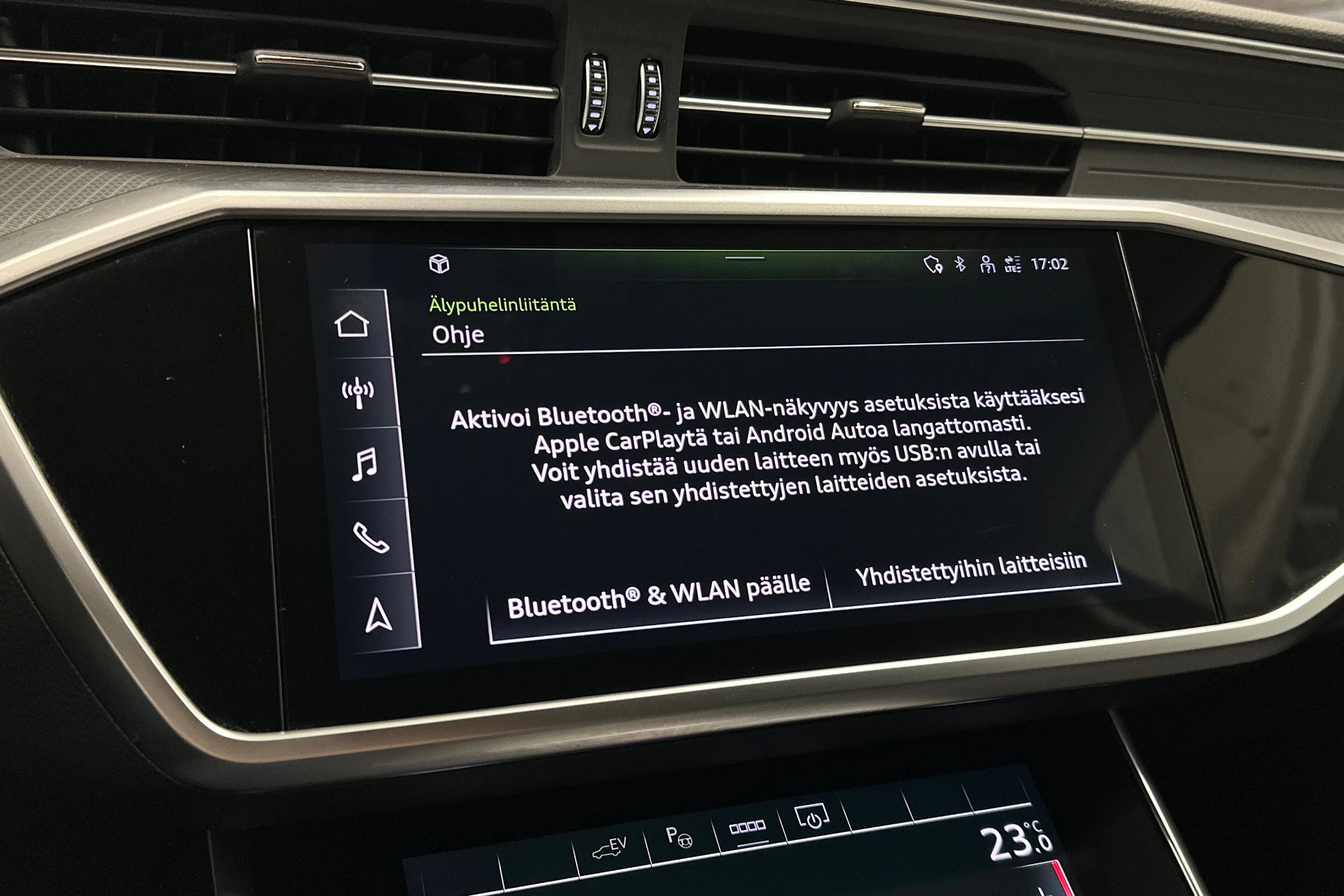 valkoinen Audi A6 2023 kuva 15.