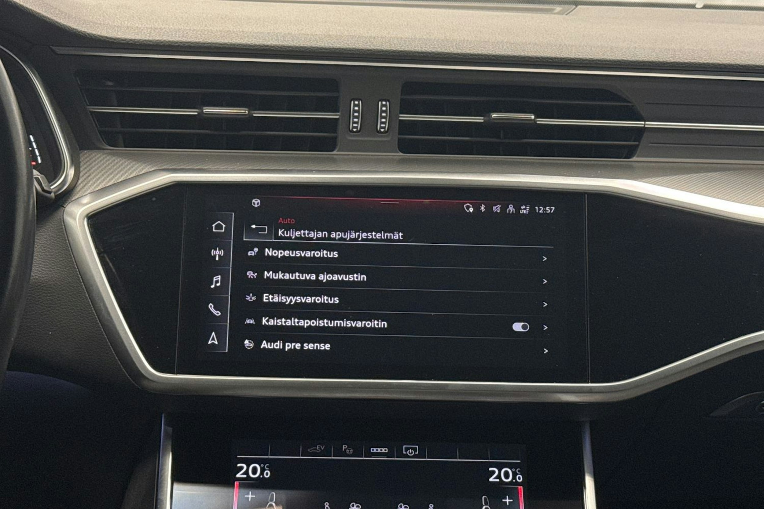 harmaa Audi A6 2023 kuva 16.