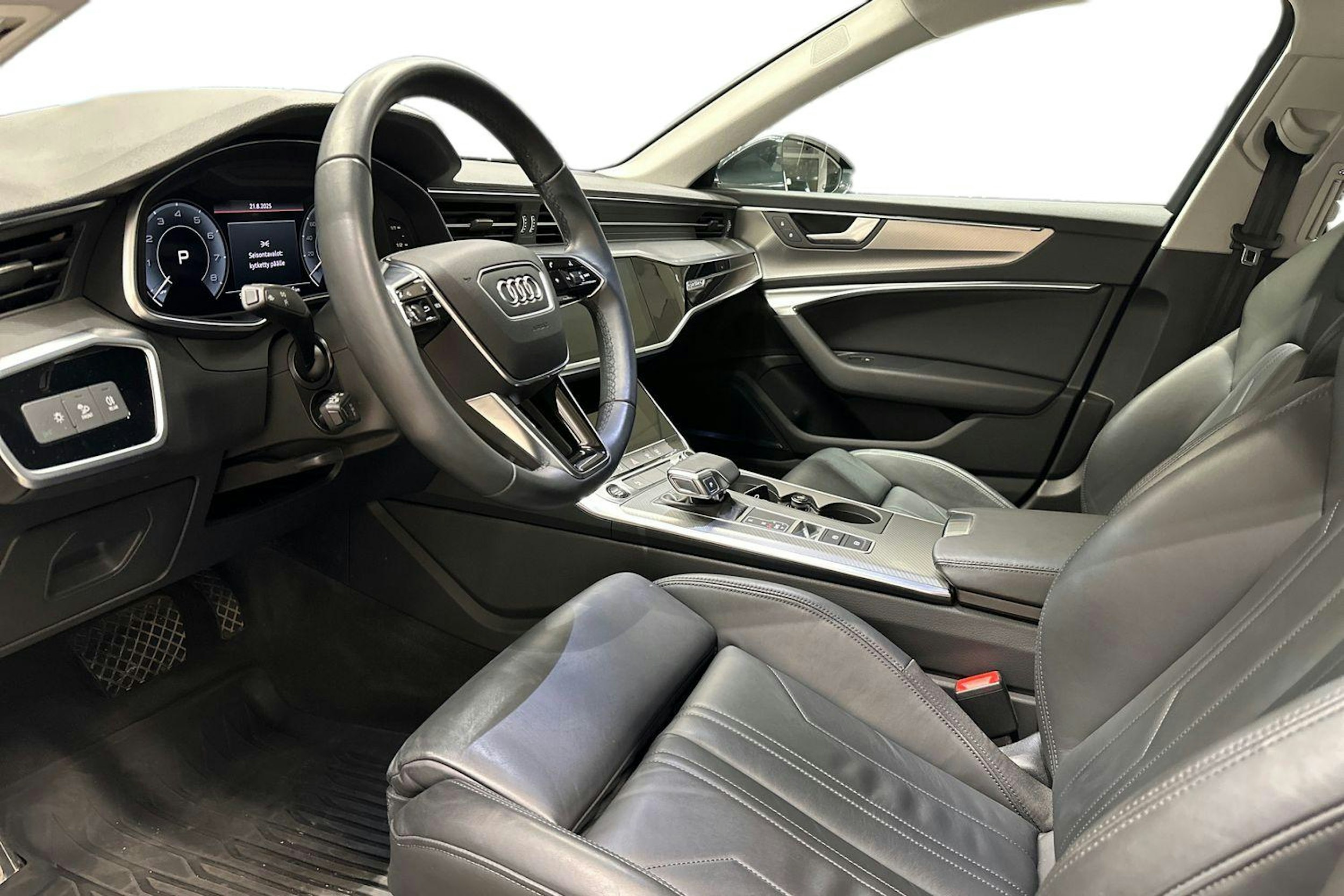 Harmaa Audi A6 2023 kuva 7.