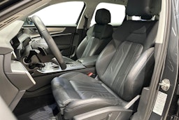 Harmaa Audi A6 2023 kuva 10.